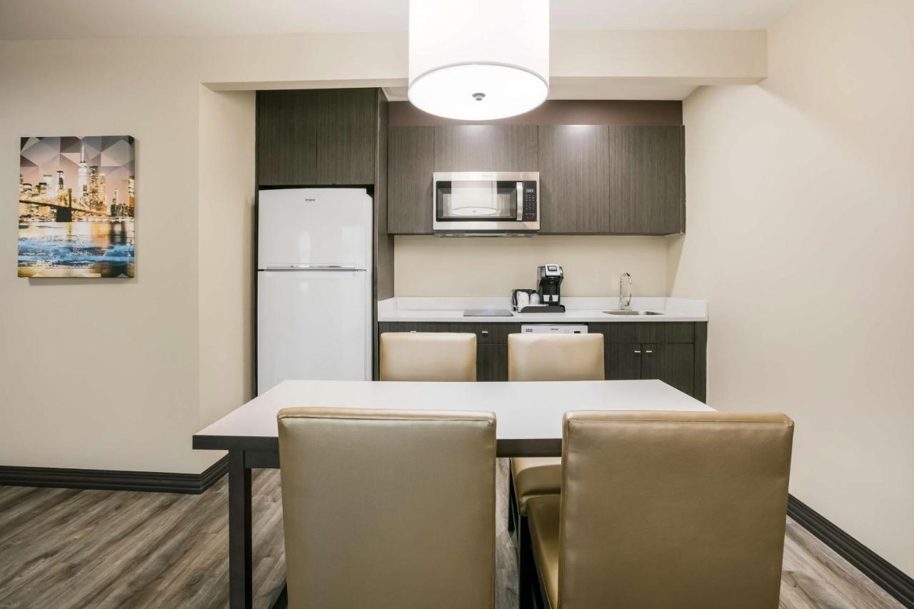 Best Western Plus Executive Residency Bronx New York Exteriör bild