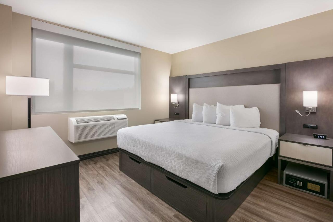 Best Western Plus Executive Residency Bronx New York Exteriör bild