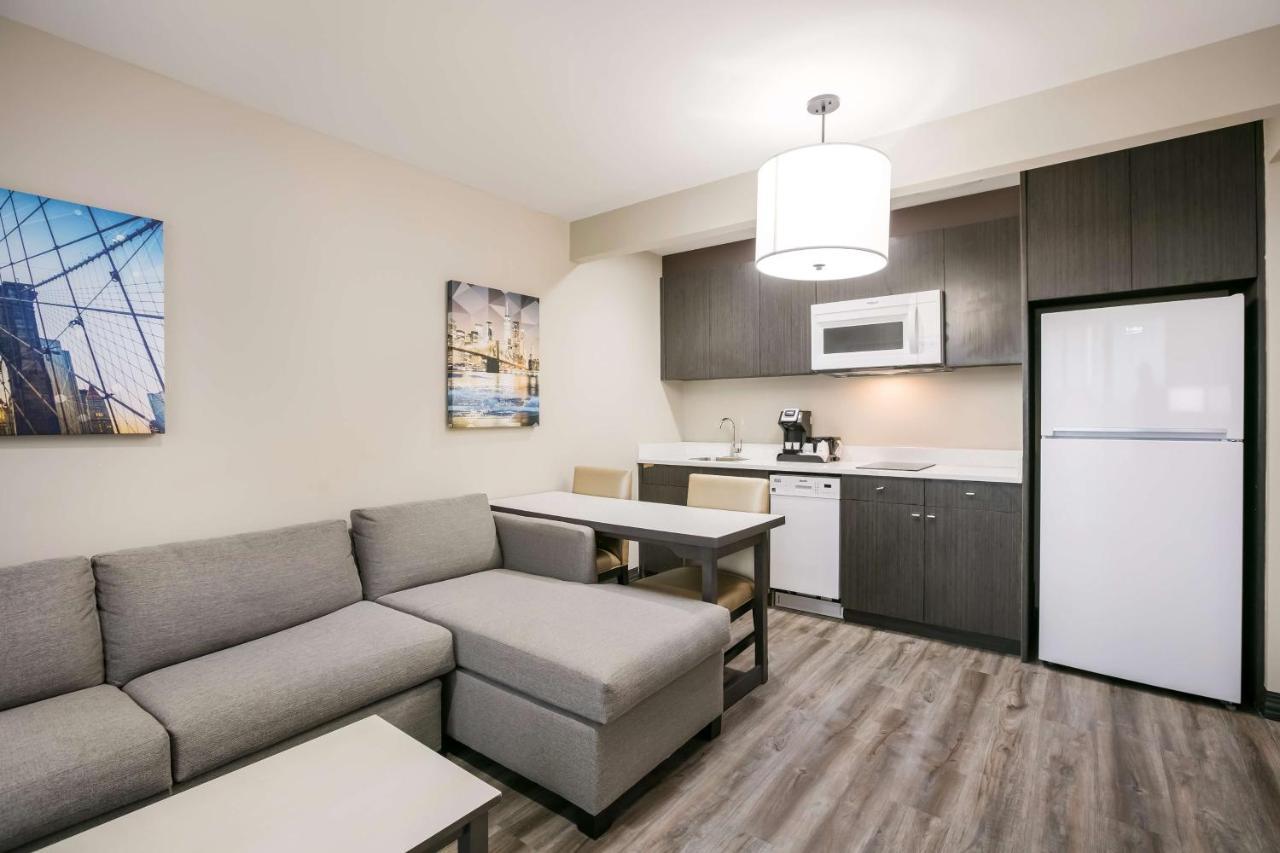Best Western Plus Executive Residency Bronx New York Exteriör bild