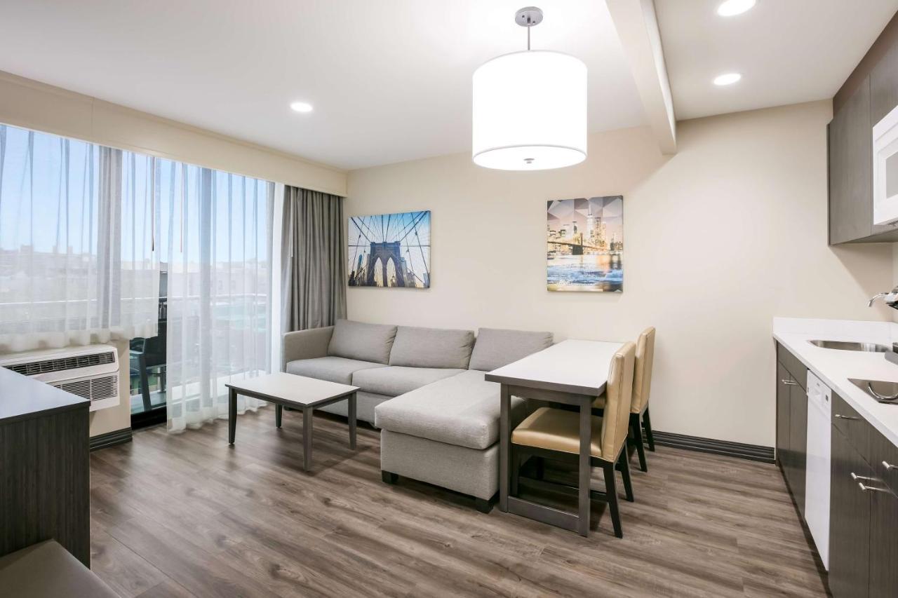 Best Western Plus Executive Residency Bronx New York Exteriör bild